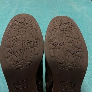 Korks Thyone women’s size 10M Black leather side zip preowned Booties block heel